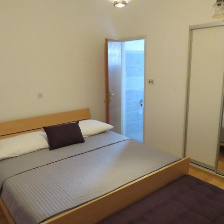Apartmani Mm Стариград-Паклениця Екстер'єр фото